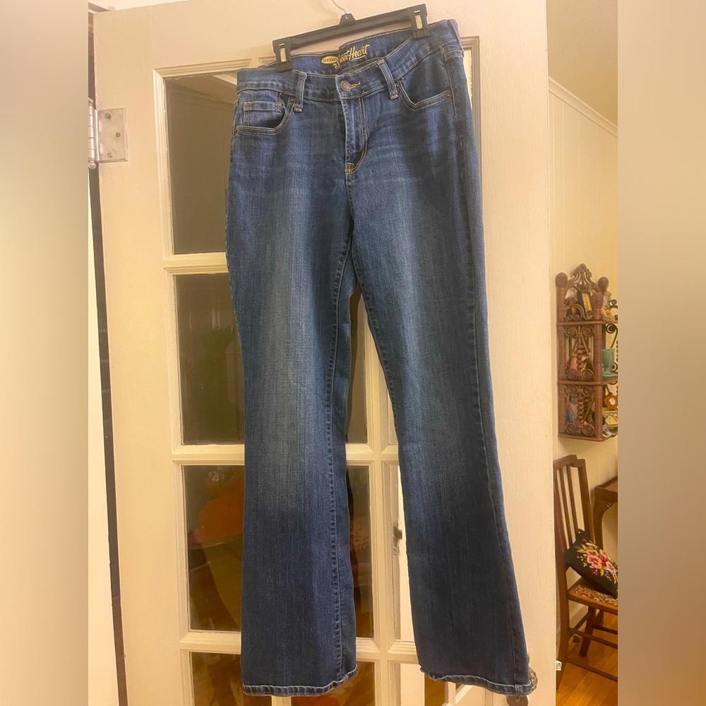 Good condition boot cut jeans Old Navy size 8